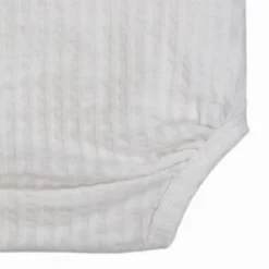 Lodger Seersucker Overslagromper - Korte Mouw - Mt. 56 - Cloud Dancer 5 Lodger Seersucker Overslagromper - Korte Mouw - Mt. 56 - Cloud Dancer -Babykamers Verkoopwinkel Lodger Seersucker Overslagromper Cloud Dancer 3 9bb9