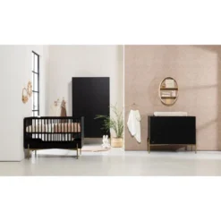 Kidsmill Boutique Babykamer Zwart / Bras | Bed 60 X 120 Cm + Commode -Babykamers Verkoopwinkel boutique sfeer 4 90e8