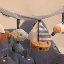 Little Dutch Sailors Bay Autostoelspeeltje -Babykamers Verkoopwinkel little dutch sailors bay autostoelspeeltje 0c61