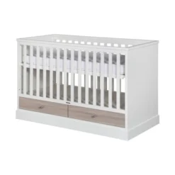 Kidsmill Newport Babybed Wit / Eiken 70 X 140 Cm -Babykamers Verkoopwinkel newport ledikant wit eiken t knop rvs 60 x 120 cm 1 1 715a