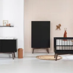 Kidsmill Sixties Babykamer Zwart Mat / Walnoot | Bed 60 X 120 Cm + Commode