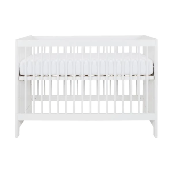 Europe Baby Vittoria III Babykamer Wit | Bed 60 X 120 Cm + Commode 3 Europe Baby Vittoria III Babykamer Wit | Bed 60 X 120 Cm + Commode - Afbeelding 3